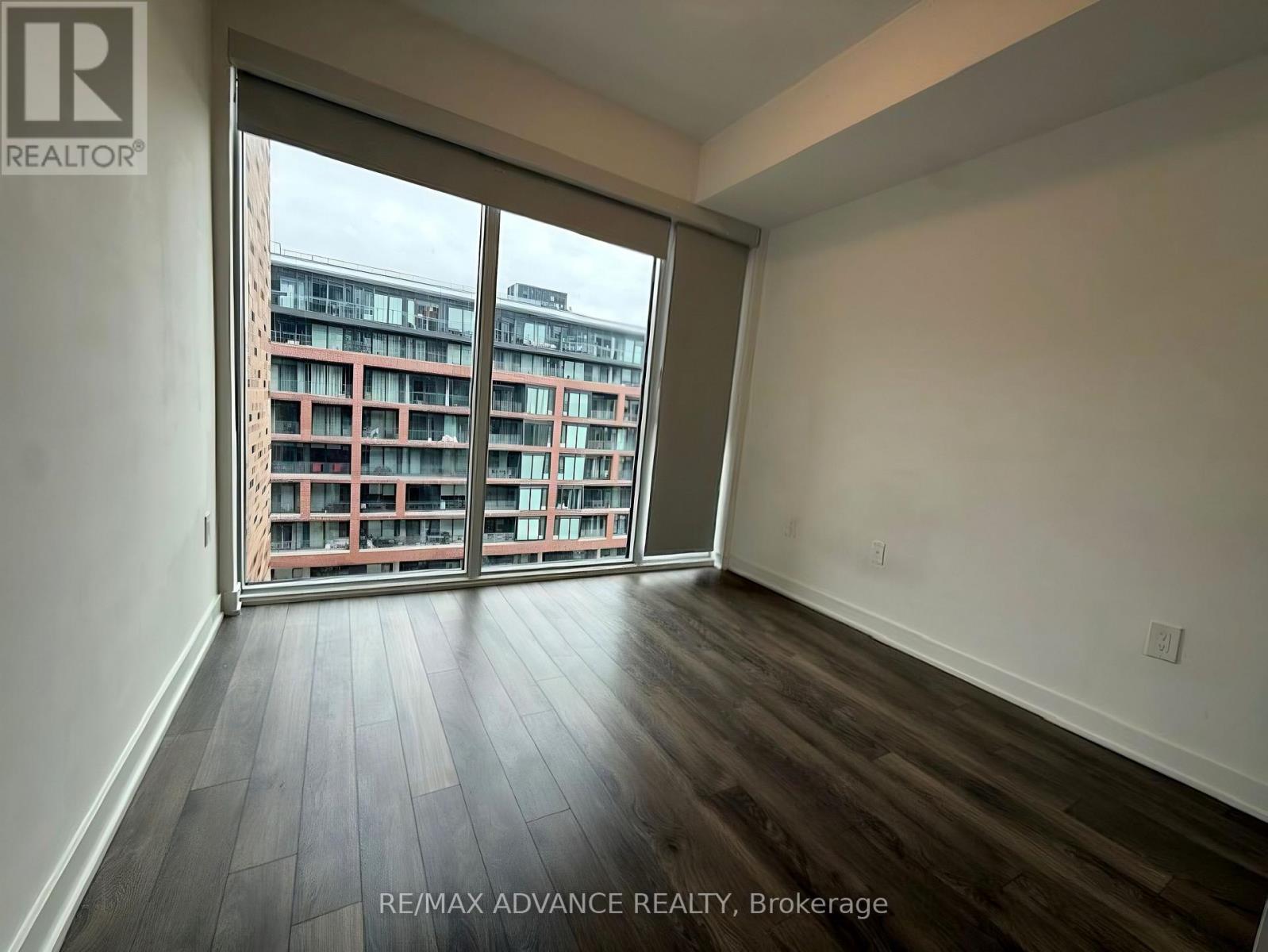 616 - 100 Eagle Rock Way, Vaughan, Ontario  L6A 5B9 - Photo 9 - N12585708