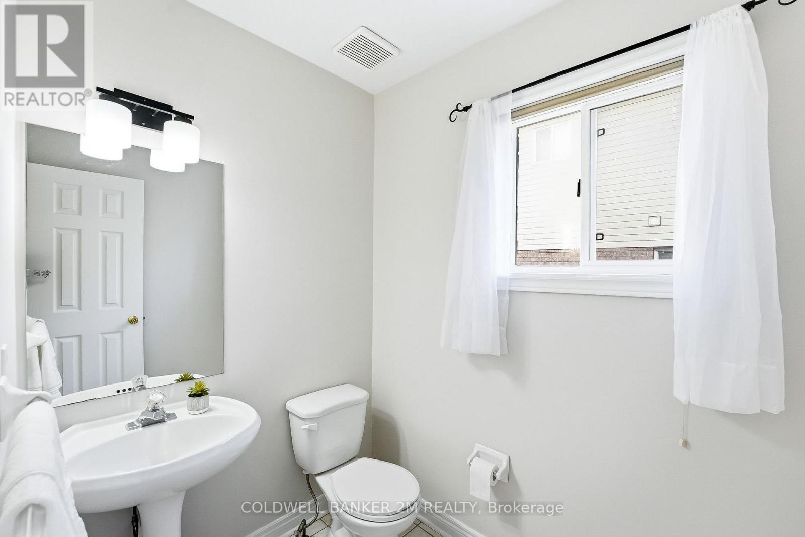 67 Cecil Found Crescent, Clarington, Ontario  L1E 2V9 - Photo 15 - E12585798