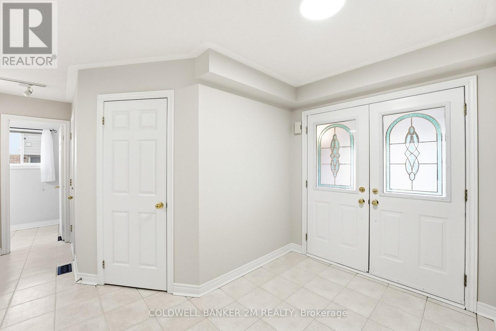 67 Cecil Found Crescent, Clarington, Ontario  L1E 2V9 - Photo 3 - E12585798