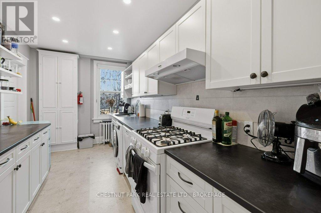 305 - 67 Sydenham Street, Kingston, Ontario K7L 3H2 - Photo 7 - X12585724