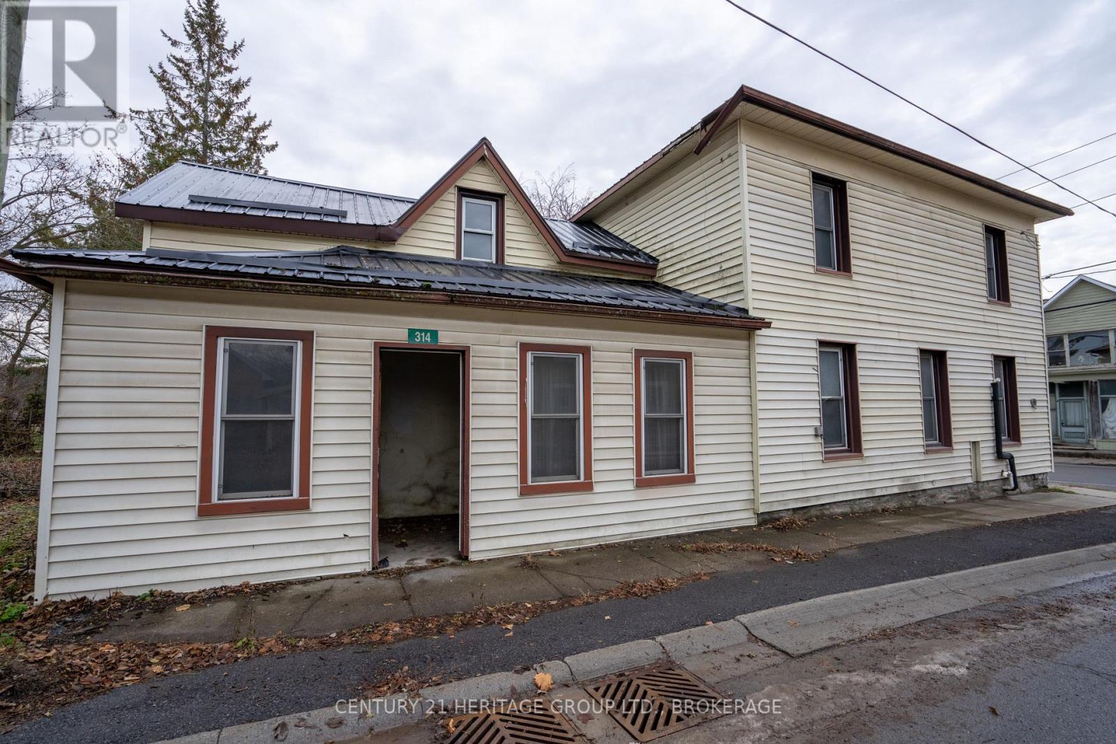 314 ACADEMY STREET, Stone Mills, Ontario