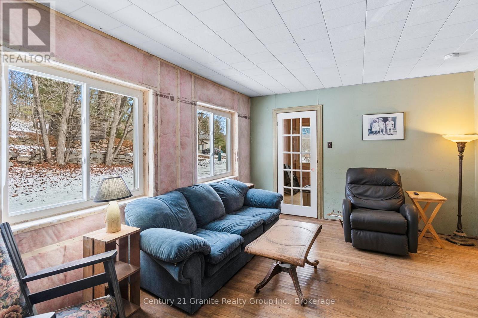 38 Lakeview Street, Dysart Et Al, Ontario  K0M 1S0 - Photo 15 - X12585728