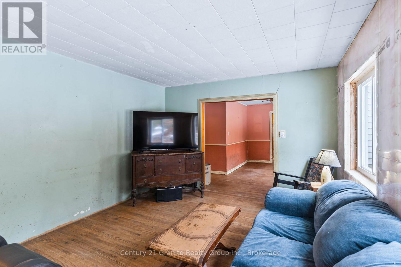 38 Lakeview Street, Dysart Et Al, Ontario  K0M 1S0 - Photo 18 - X12585728