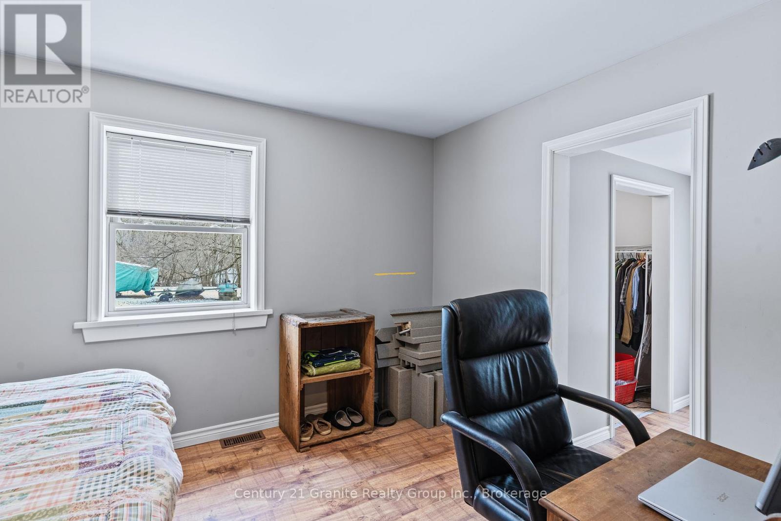 38 Lakeview Street, Dysart Et Al, Ontario  K0M 1S0 - Photo 20 - X12585728