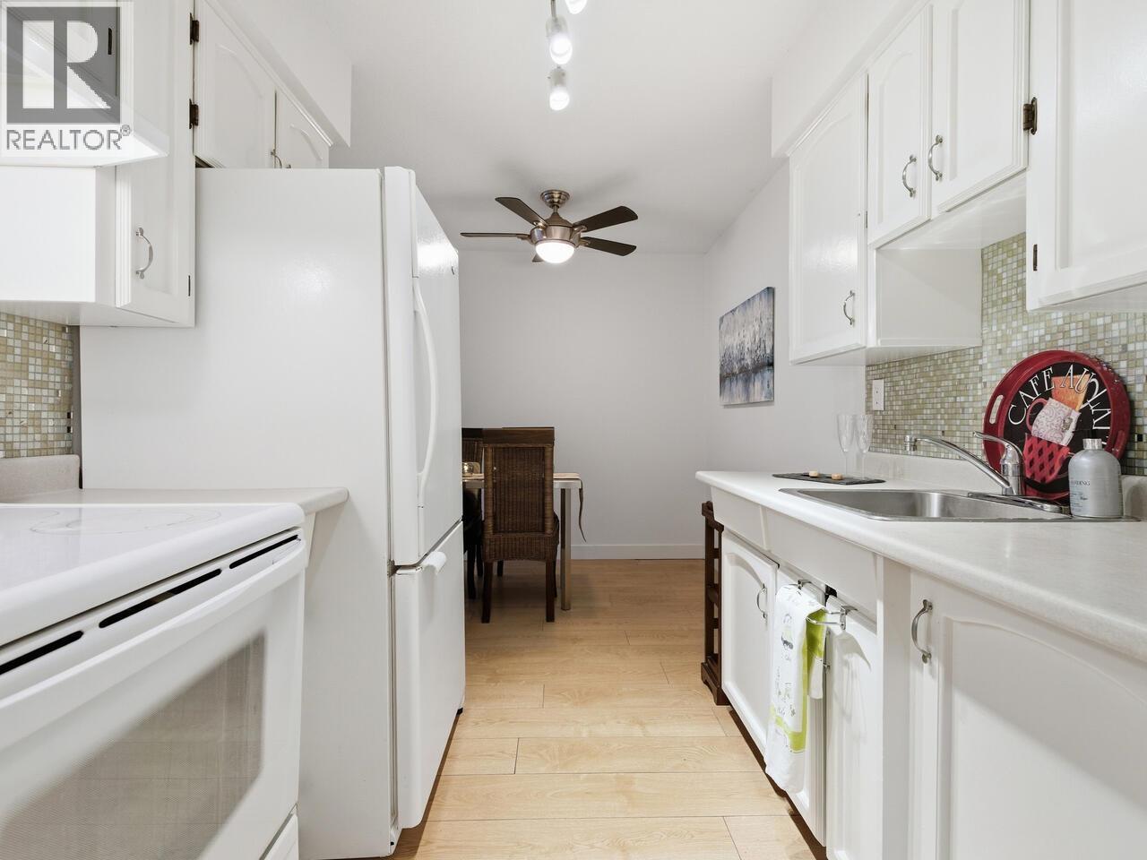 101 2910 Ontario Street, Vancouver, British Columbia  V5T 2Y6 - Photo 5 - R3056423