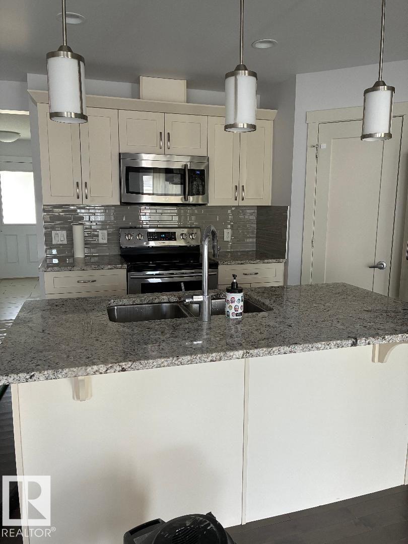 2433 Glenridding Bv Sw, Edmonton, Alberta  T6W 2W7 - Photo 1 - E4466979