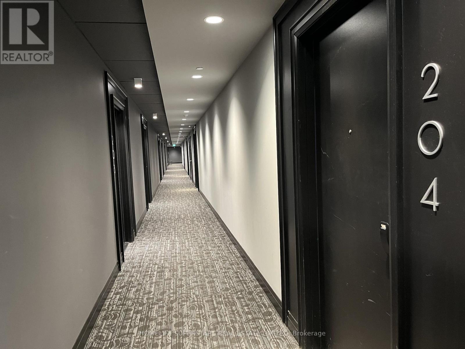 204 - 95 Dundas Street W, Oakville, Ontario L6M 5N4 - Photo 6 - W12521908