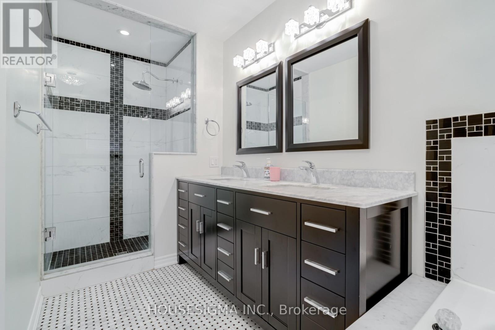 1475 Ravensmoor Crescent, Mississauga, Ontario  L5M 3L4 - Photo 19 - W12581992