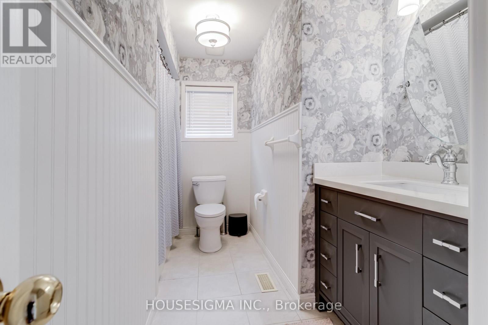 1475 Ravensmoor Crescent, Mississauga, Ontario  L5M 3L4 - Photo 22 - W12581992