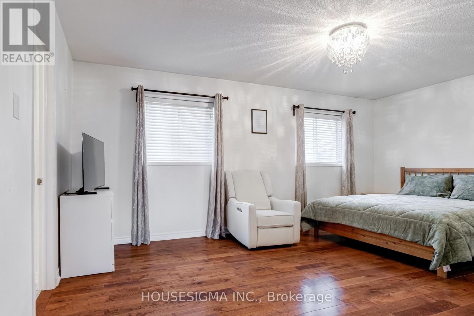 1475 Ravensmoor Crescent, Mississauga, Ontario  L5M 3L4 - Photo 16 - W12581992