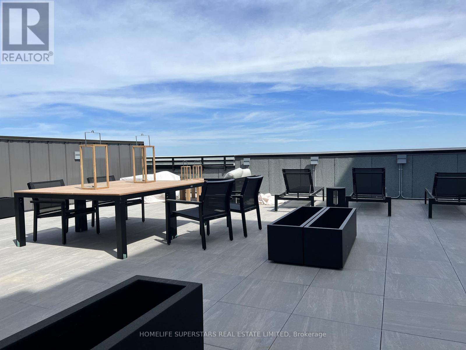 204 - 95 Dundas Street W, Oakville, Ontario L6M 5N4 - Photo 21 - W12521908