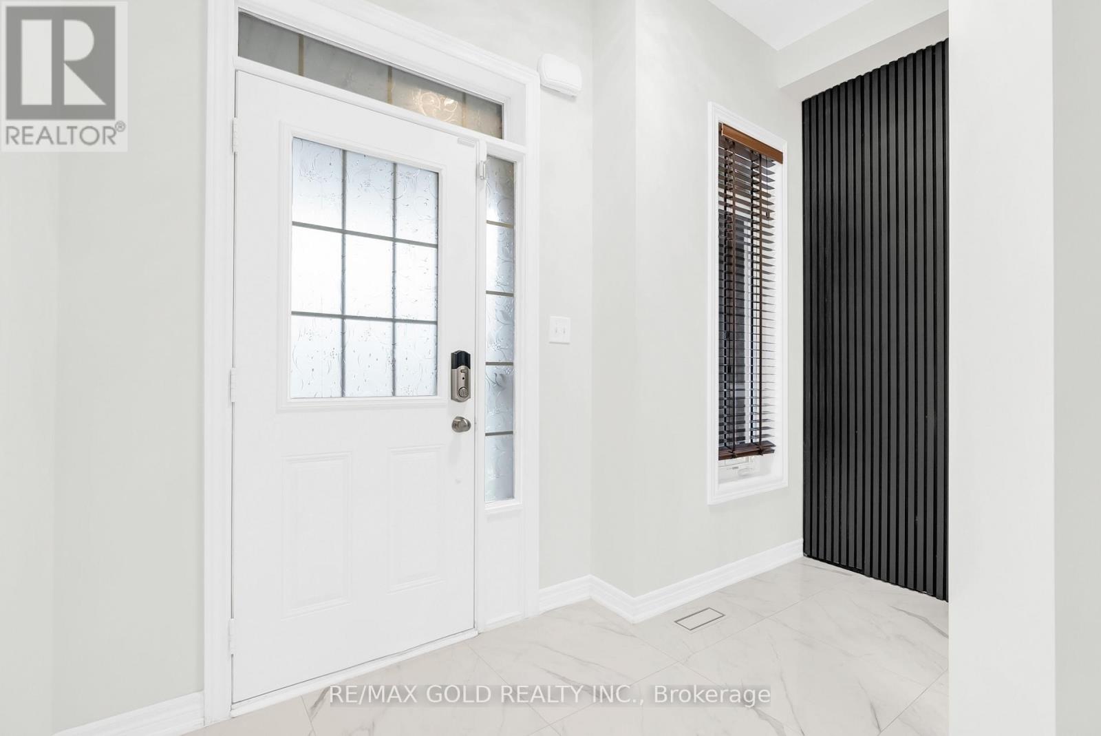 20 Pritchard Road, Brampton, Ontario  L7A 0Z7 - Photo 4 - W12585692