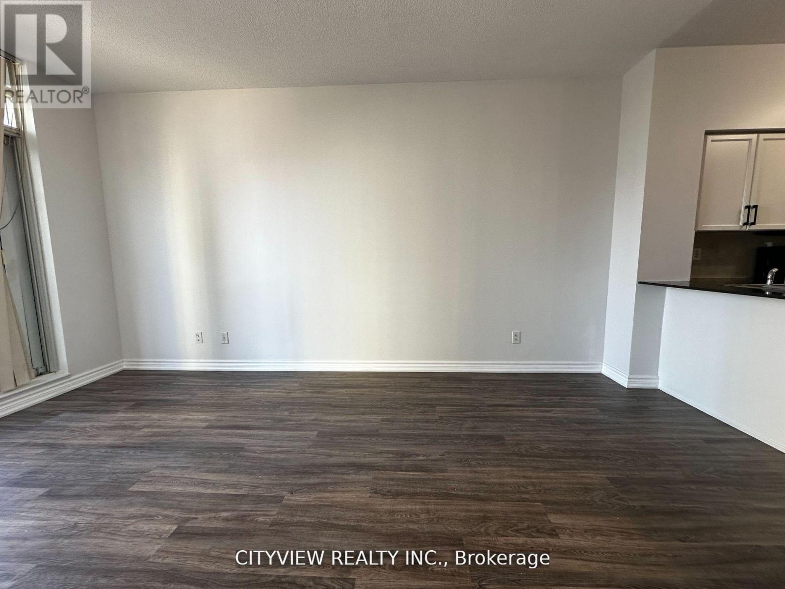 1805 - 388 Prince Of Wales Drive, Mississauga, Ontario  L5B 0A1 - Photo 8 - W12585694