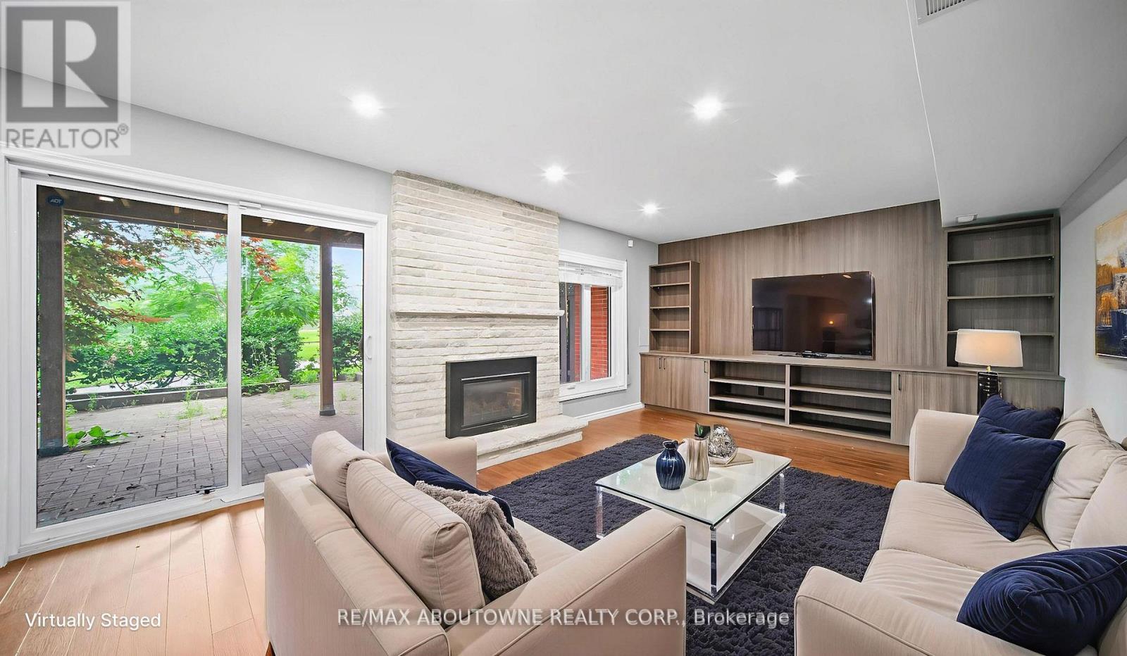 1228 Cornerbrook Place, Mississauga, Ontario  L5C 3J4 - Photo 31 - W12585700