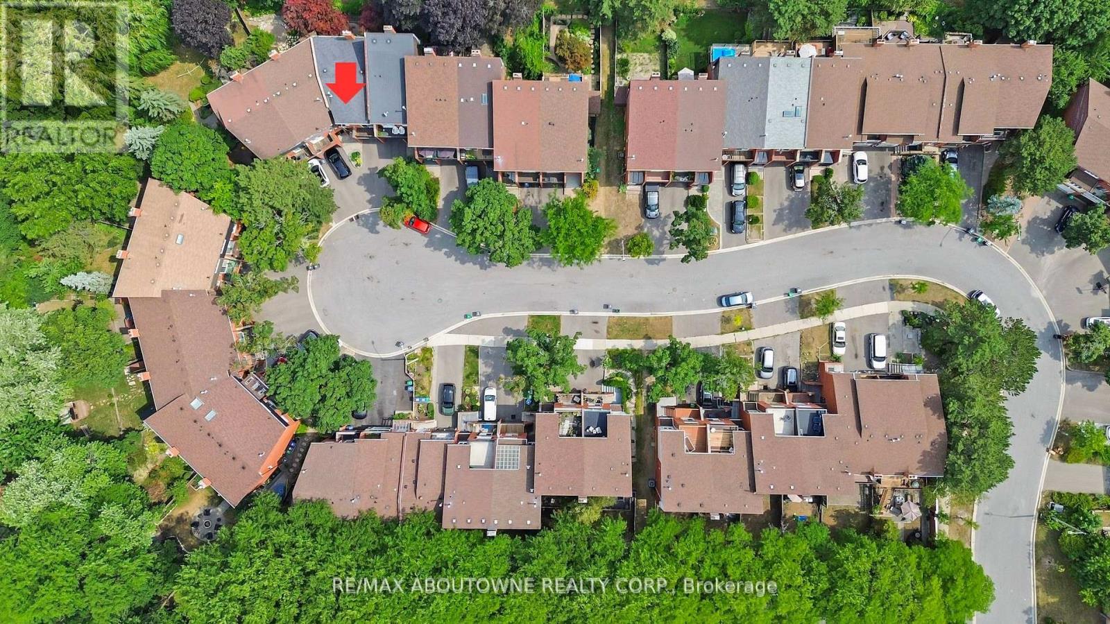 1228 Cornerbrook Place, Mississauga, Ontario  L5C 3J4 - Photo 35 - W12585700