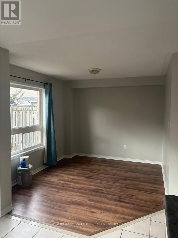 26 Tanglemere Crescent, Brampton, Ontario  L7A 1R8 - Photo 7 - W12585714