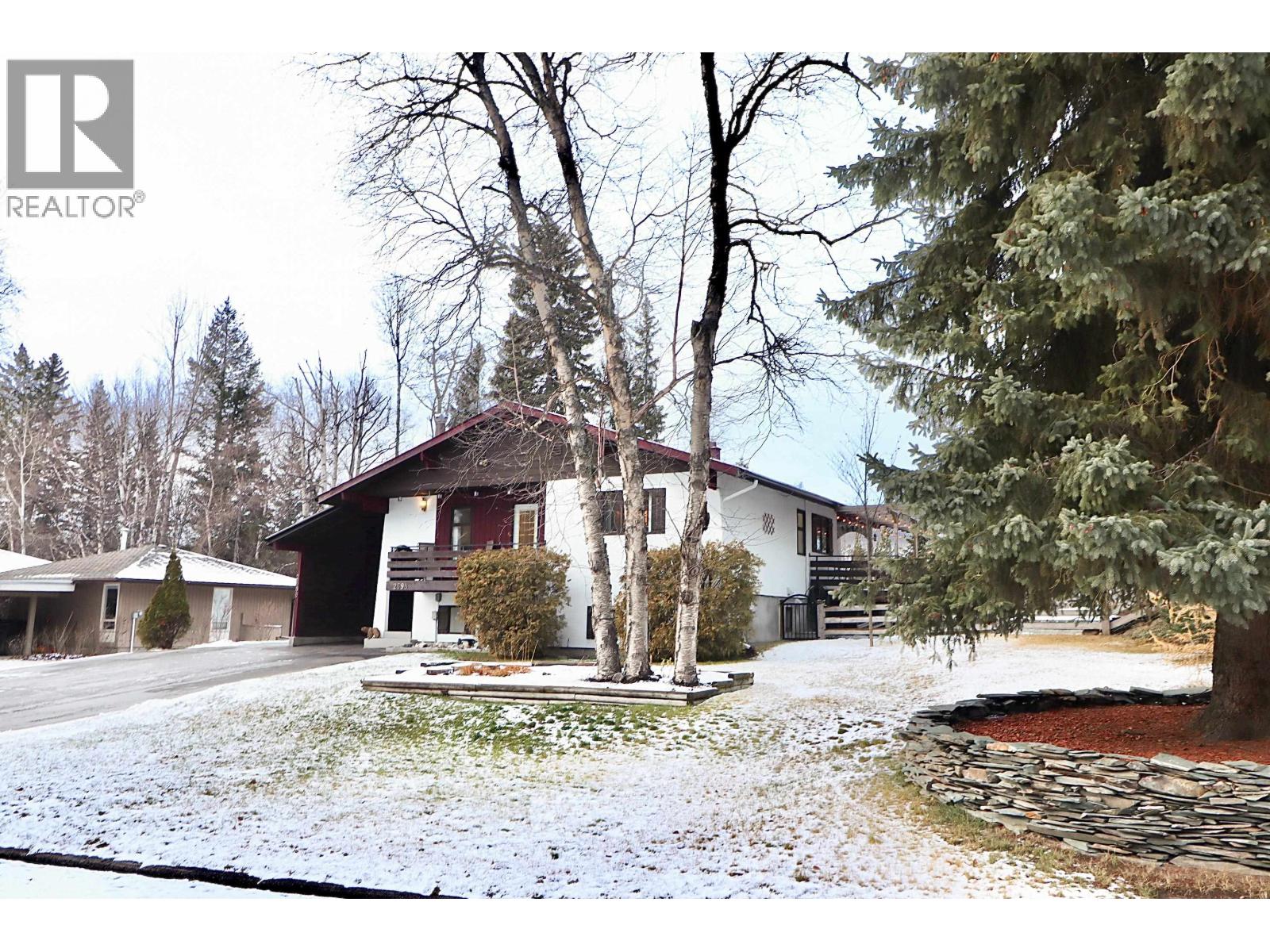 2598 Mcgill Crescent, Prince George, British Columbia  V2N 1Z6 - Photo 2 - R3070873