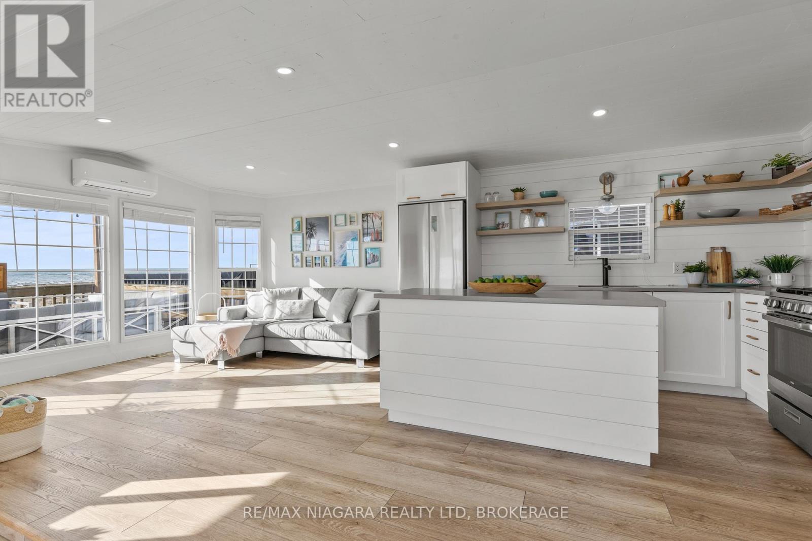 490 Empire Road, Port Colborne, Ontario L0S 1R0 - Photo 6 - X12585804