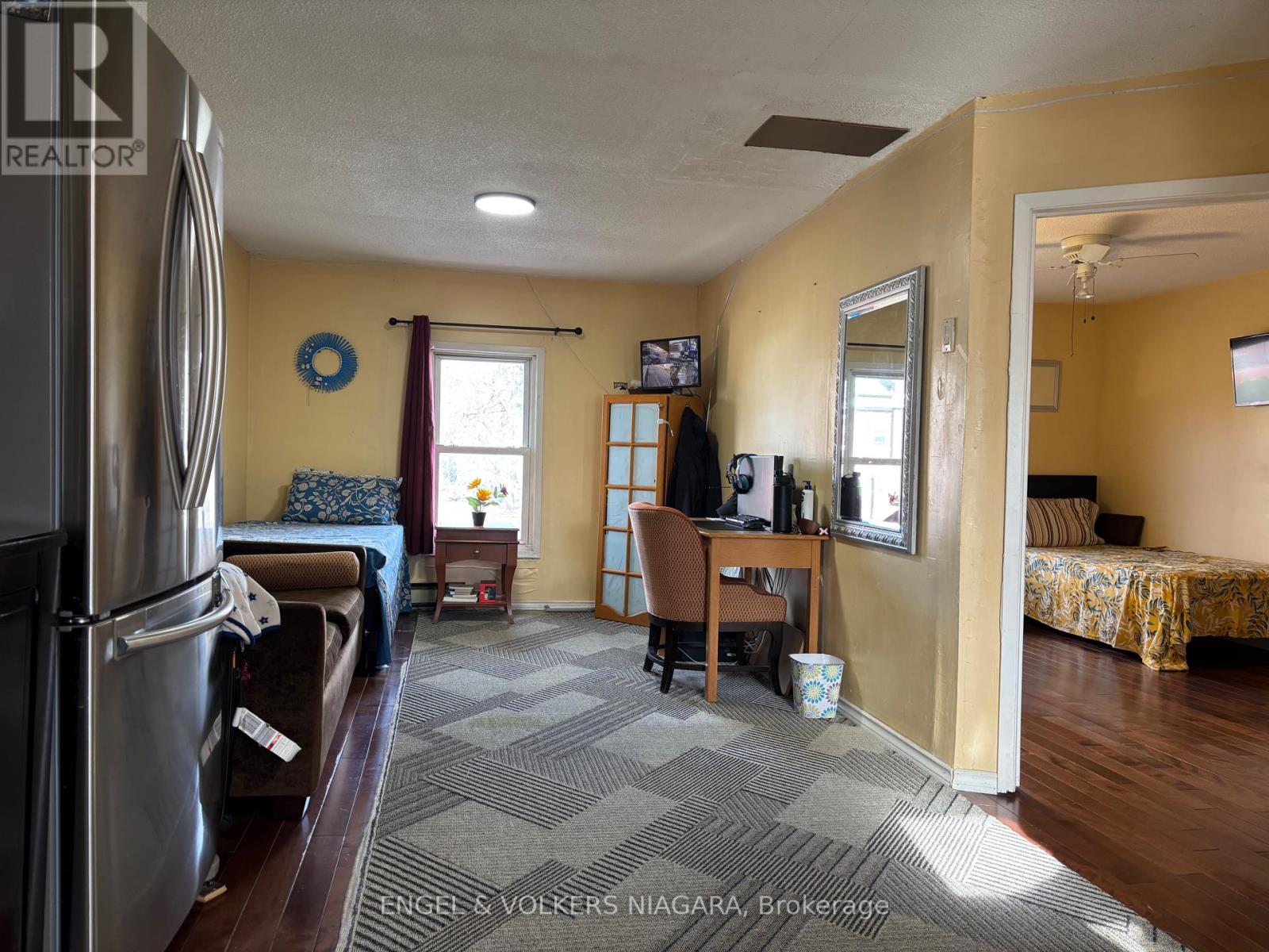 6218 Culp Street, Niagara Falls, Ontario  L2G 2C1 - Photo 10 - X12585806