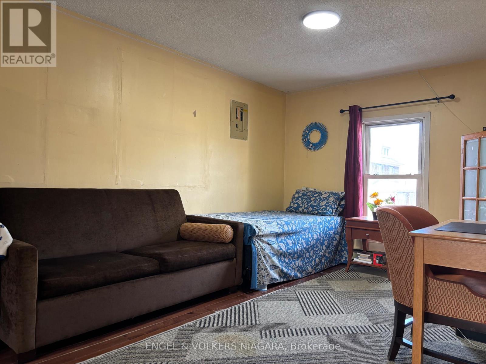 6218 Culp Street, Niagara Falls, Ontario  L2G 2C1 - Photo 11 - X12585806