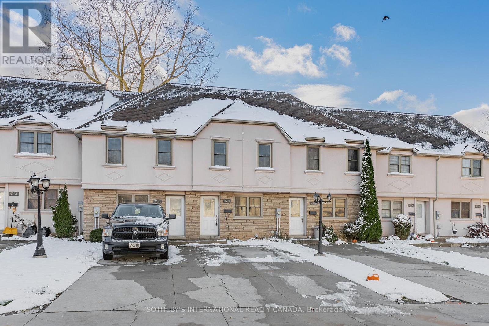 4 - 47 Blandford Street, Woodstock, Ontario  N4S 7H7 - Photo 3 - X12585612