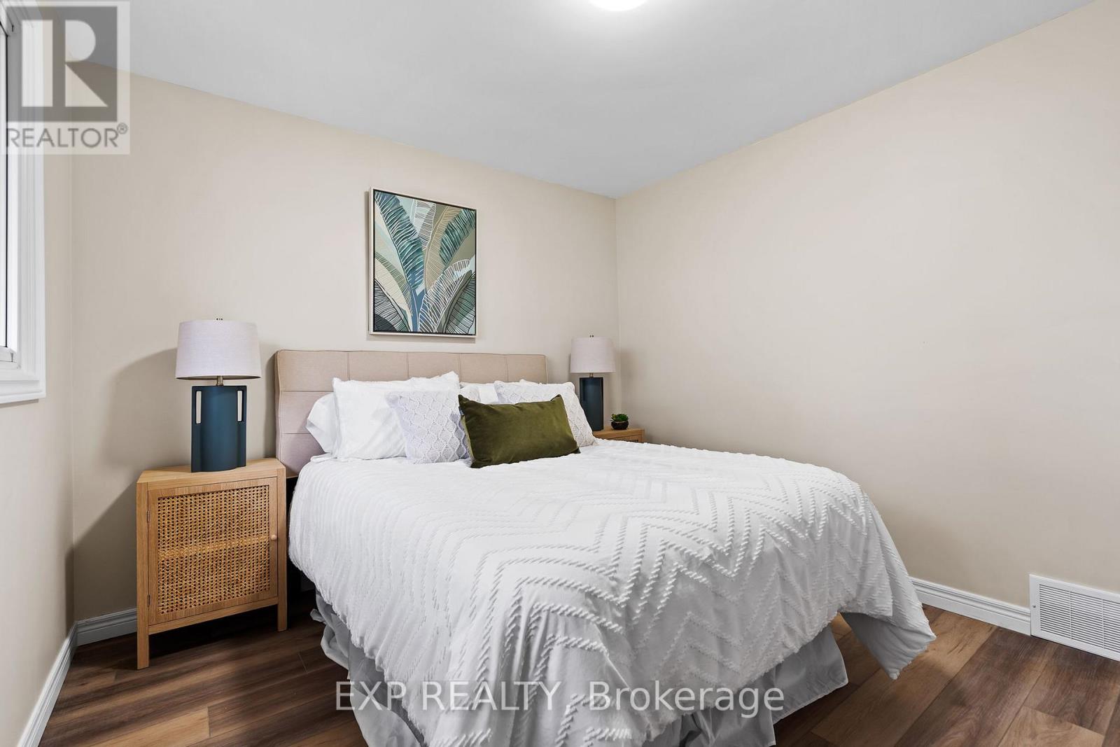 51 Burness Drive, St. Catharines, Ontario  L2P 1J4 - Photo 15 - X12585614