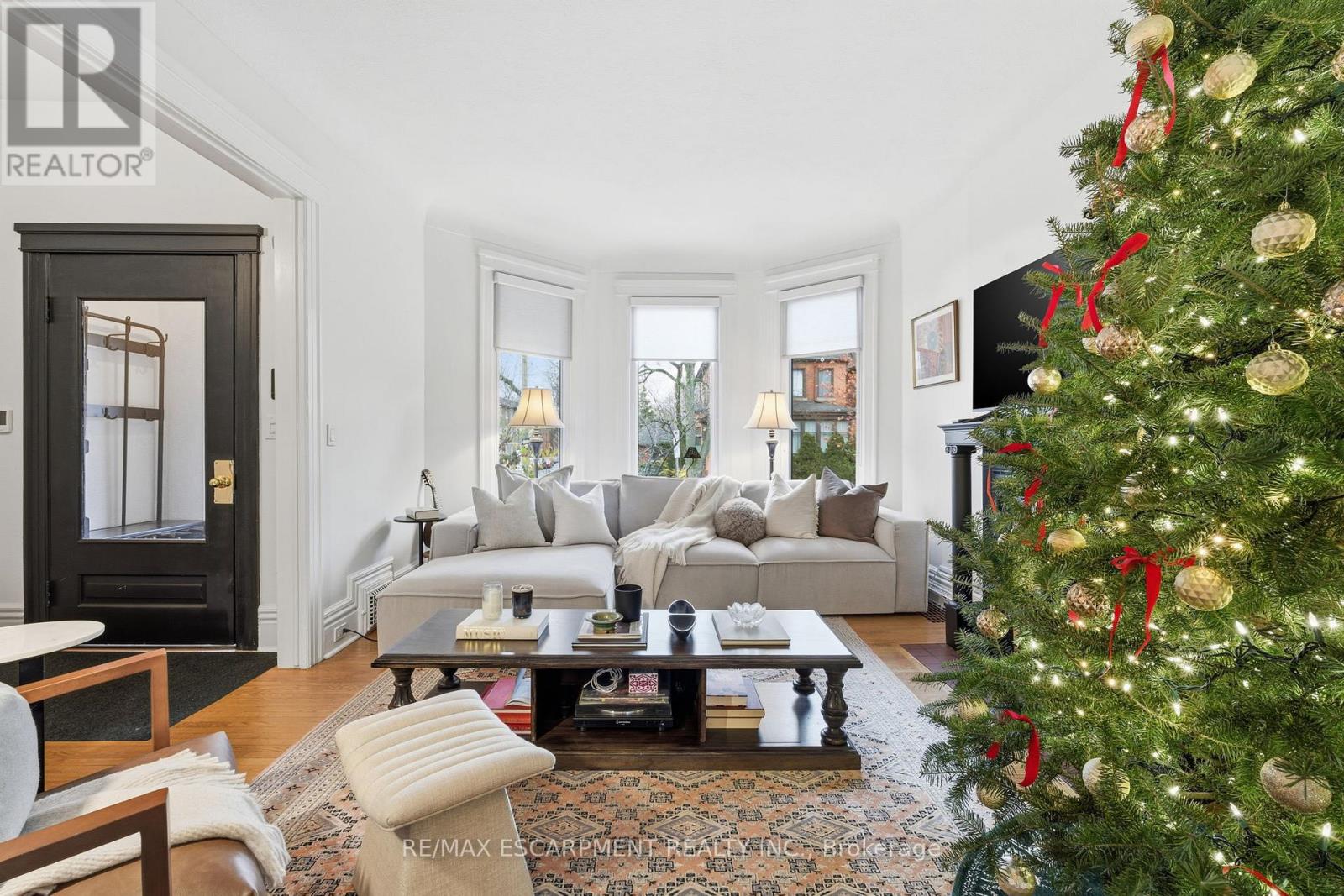 141 Markland Street, Hamilton, Ontario  L8P 2K3 - Photo 8 - X12585622