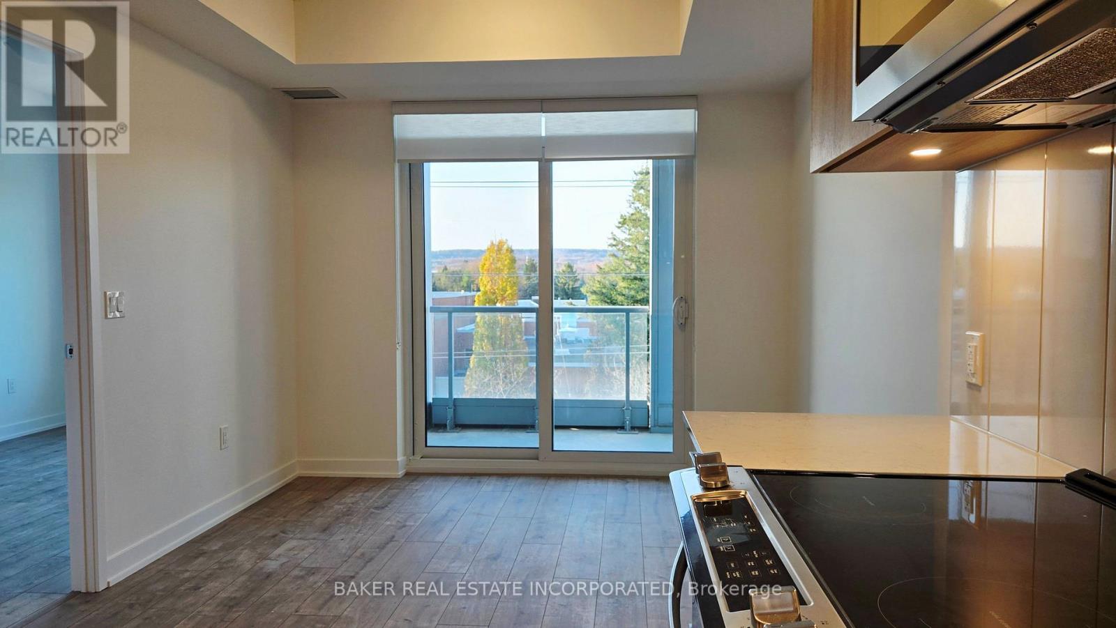 410 - 500 Plains Road E, Burlington, Ontario  L7T 2E1 - Photo 10 - W12490806