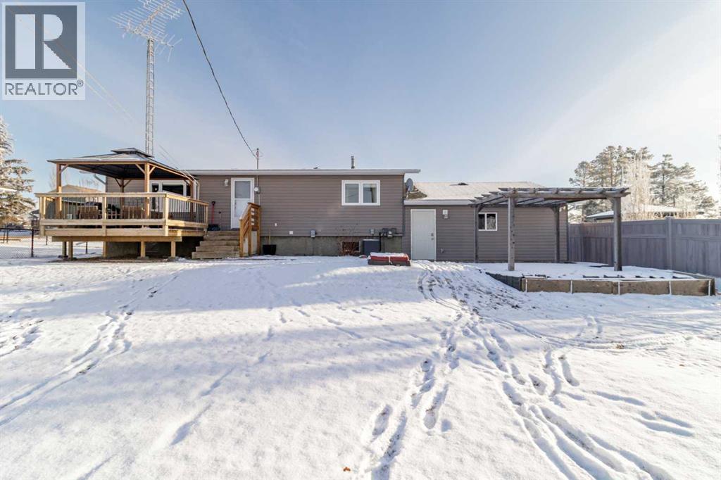 500 Queen Street, Elnora, Alberta  T0M 0Y0 - Photo 39 - A2271481