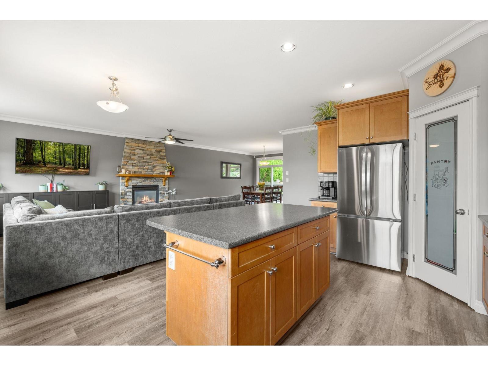 3330 Goldstream Drive, Abbotsford, British Columbia  V3G 3B7 - Photo 10 - R3070882