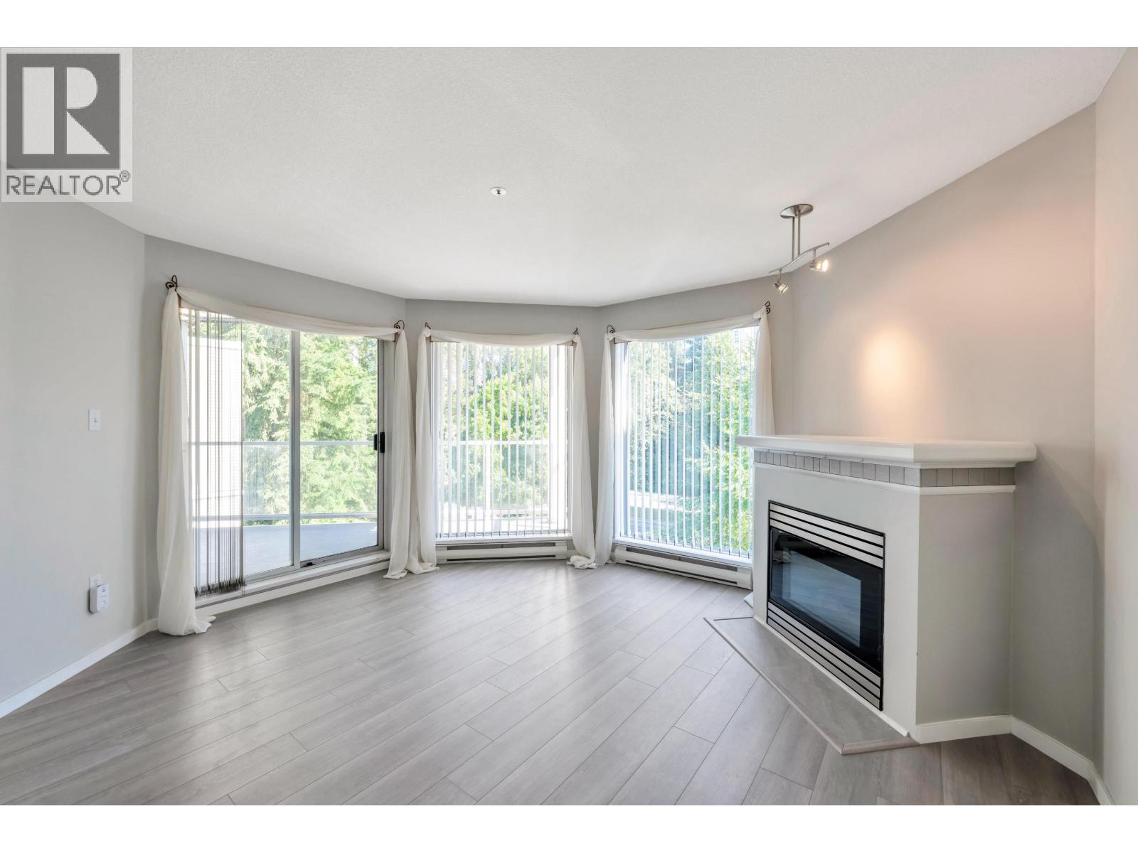 306 1219 Johnson Street, Coquitlam, British Columbia  V3B 7L5 - Photo 1 - R3029892