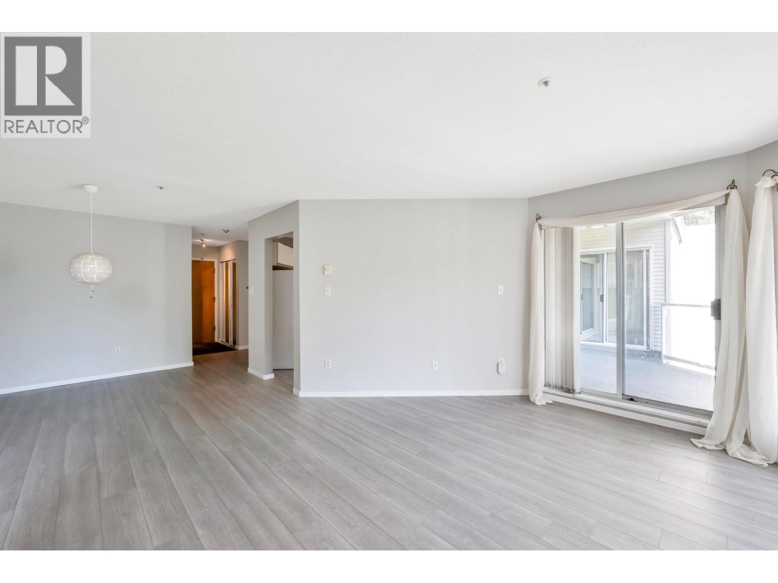 306 1219 Johnson Street, Coquitlam, British Columbia  V3B 7L5 - Photo 5 - R3029892