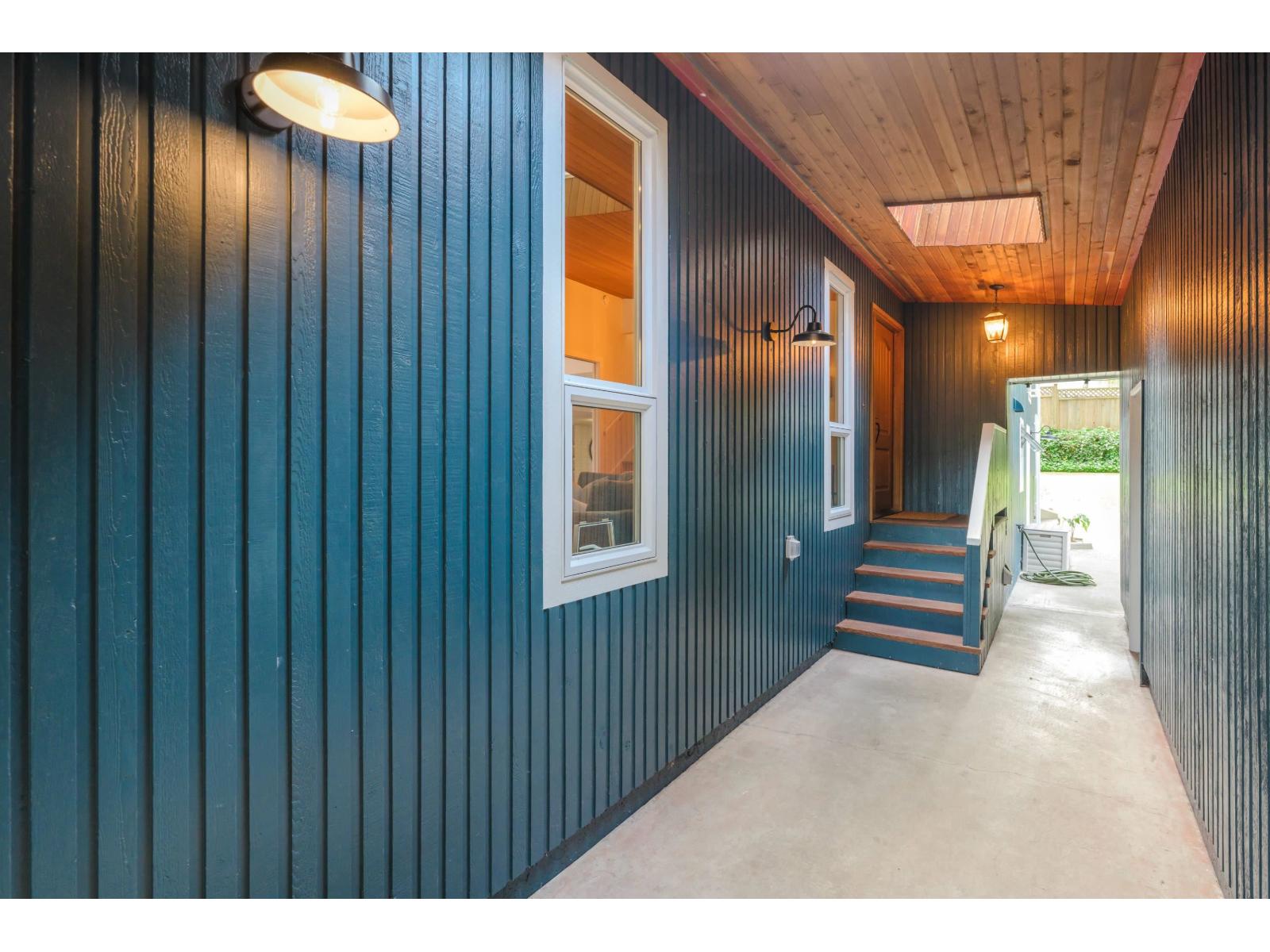 9061 Collings Way, Delta, British Columbia  V4C 7G1 - Photo 3 - R3043305