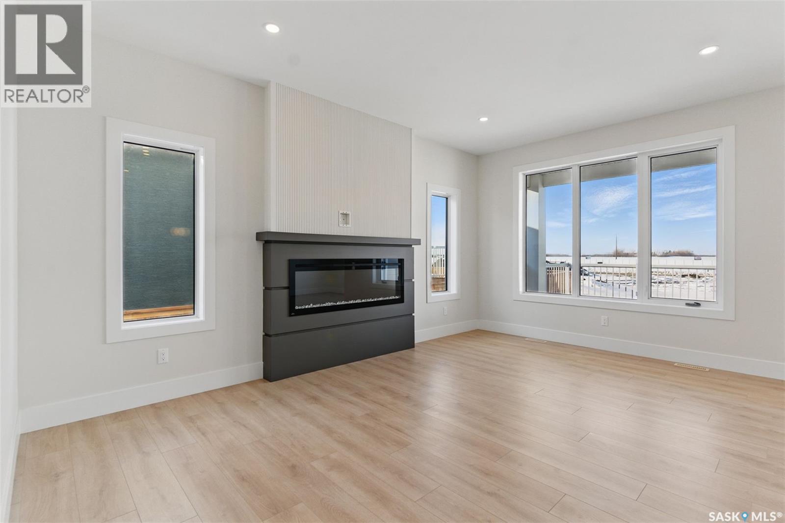 226 Veterans Drive, Warman, Saskatchewan  S0K 0A1 - Photo 11 - SK024893