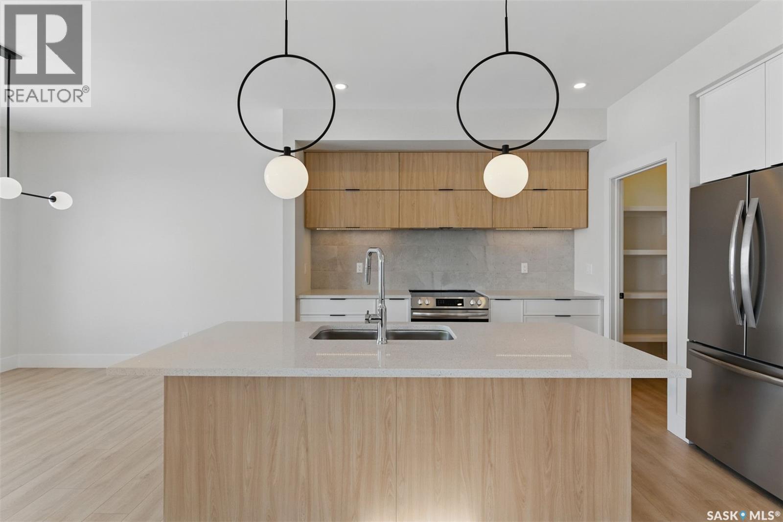 226 Veterans Drive, Warman, Saskatchewan  S0K 0A1 - Photo 3 - SK024893