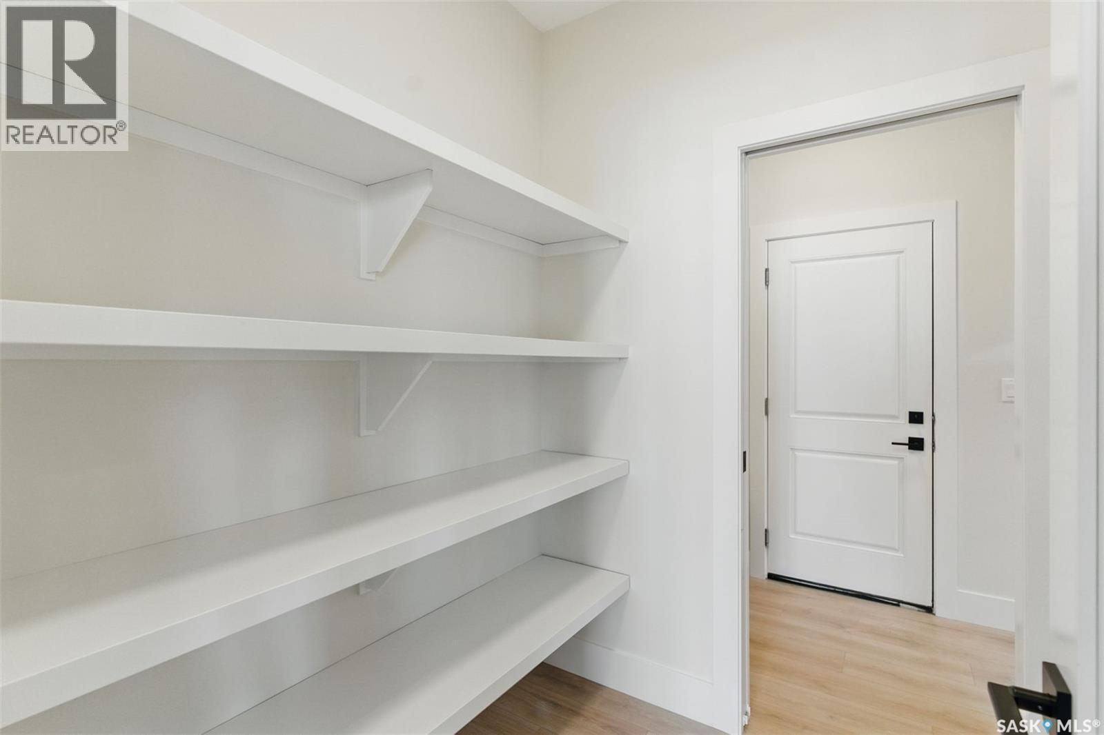 226 Veterans Drive, Warman, Saskatchewan  S0K 0A1 - Photo 6 - SK024893