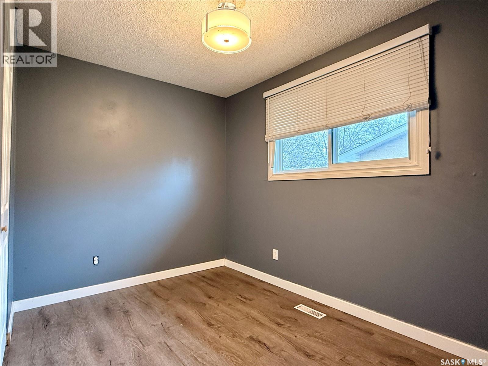 5516 2nd Avenue N, Regina, Saskatchewan  S4R 6A9 - Photo 17 - SK024885