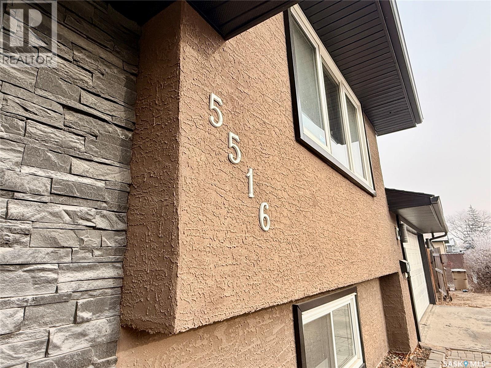 5516 2nd Avenue N, Regina, Saskatchewan  S4R 6A9 - Photo 3 - SK024885