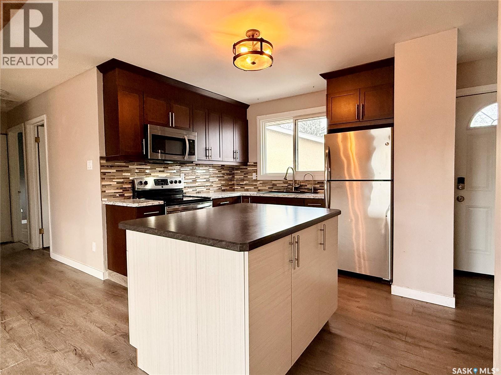 5516 2nd Avenue N, Regina, Saskatchewan  S4R 6A9 - Photo 9 - SK024885