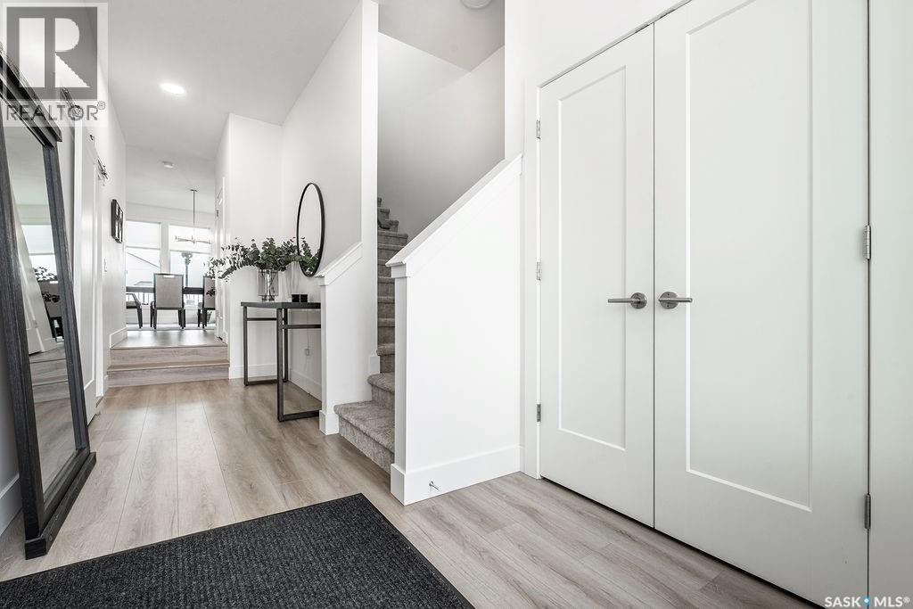 904 Feheregyhazi Boulevard, Saskatoon, Saskatchewan  S7W 1E1 - Photo 3 - SK024857