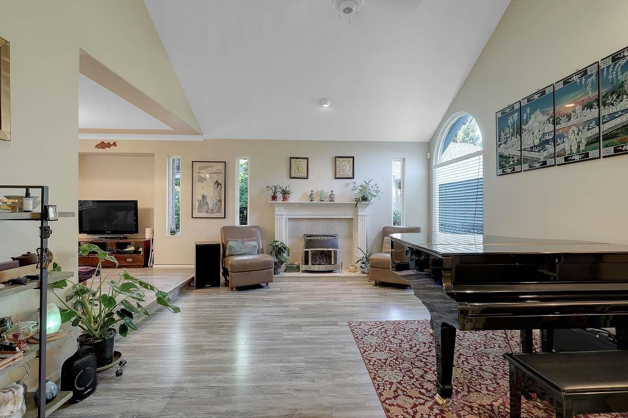 9465 164 Street, Surrey, British Columbia  V4N 3C8 - Photo 2 - R3070864