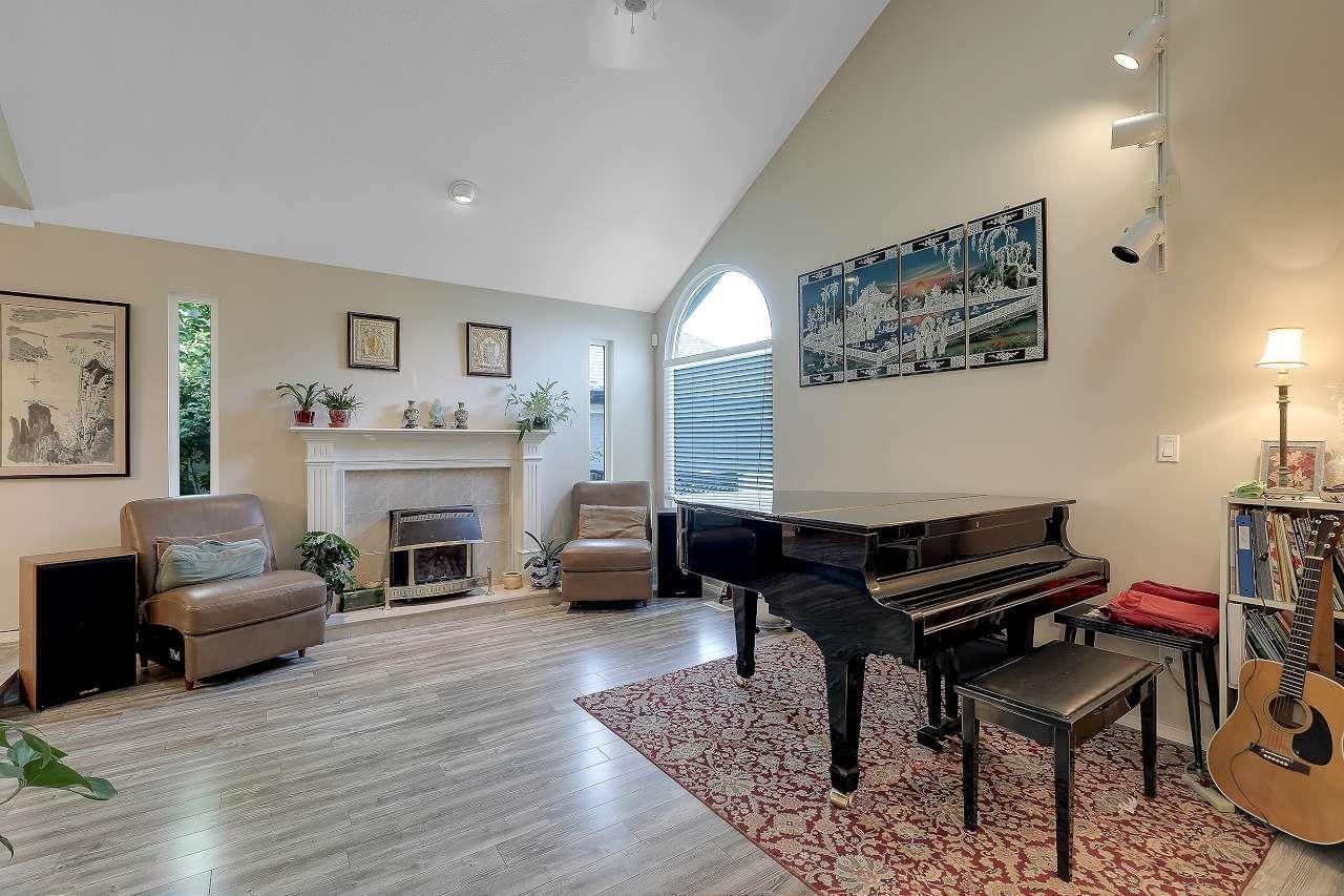 9465 164 Street, Surrey, British Columbia  V4N 3C8 - Photo 3 - R3070864