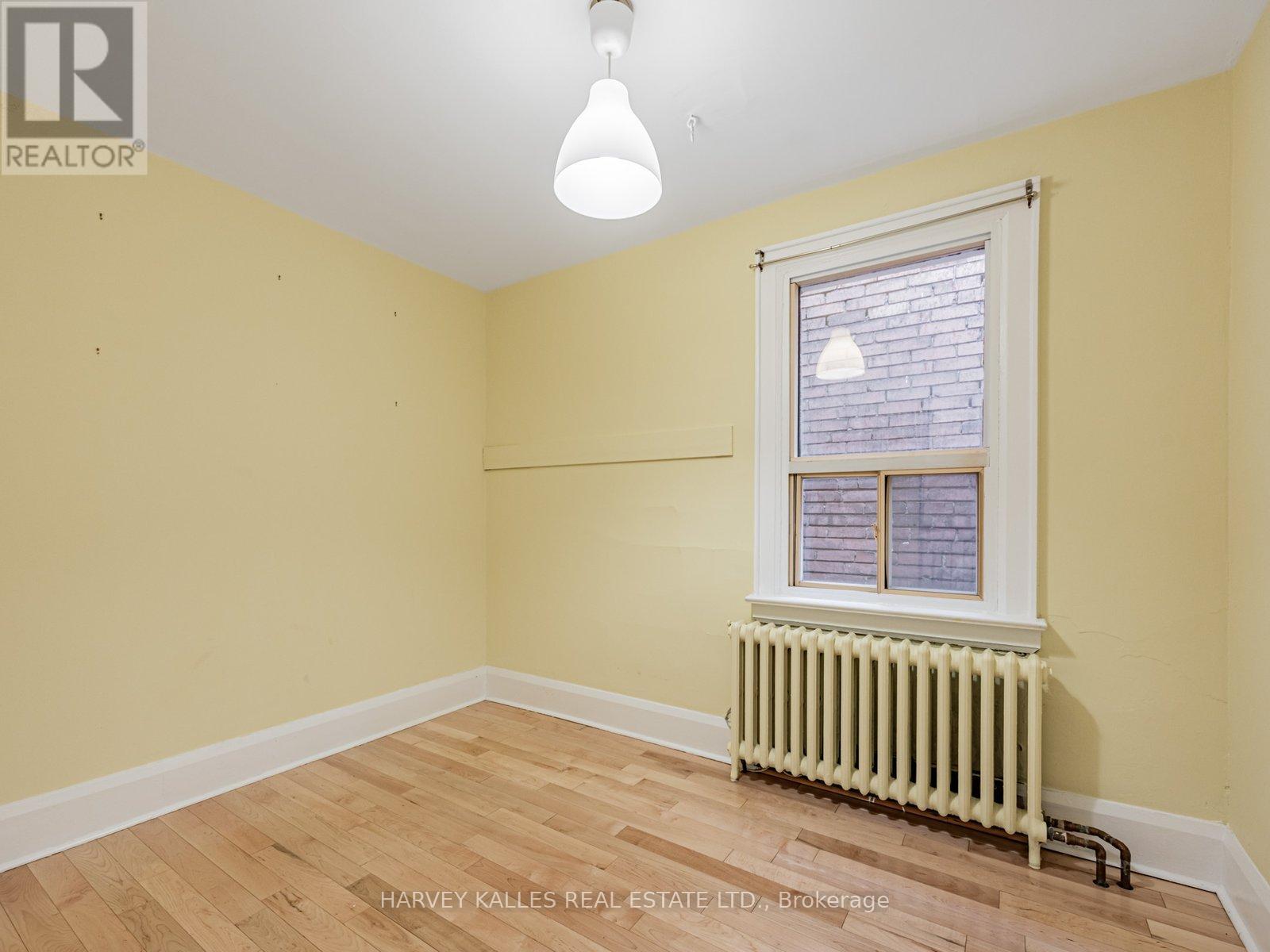 57 Kenwood Avenue, Toronto, Ontario  M6C 2S1 - Photo 10 - C12585742