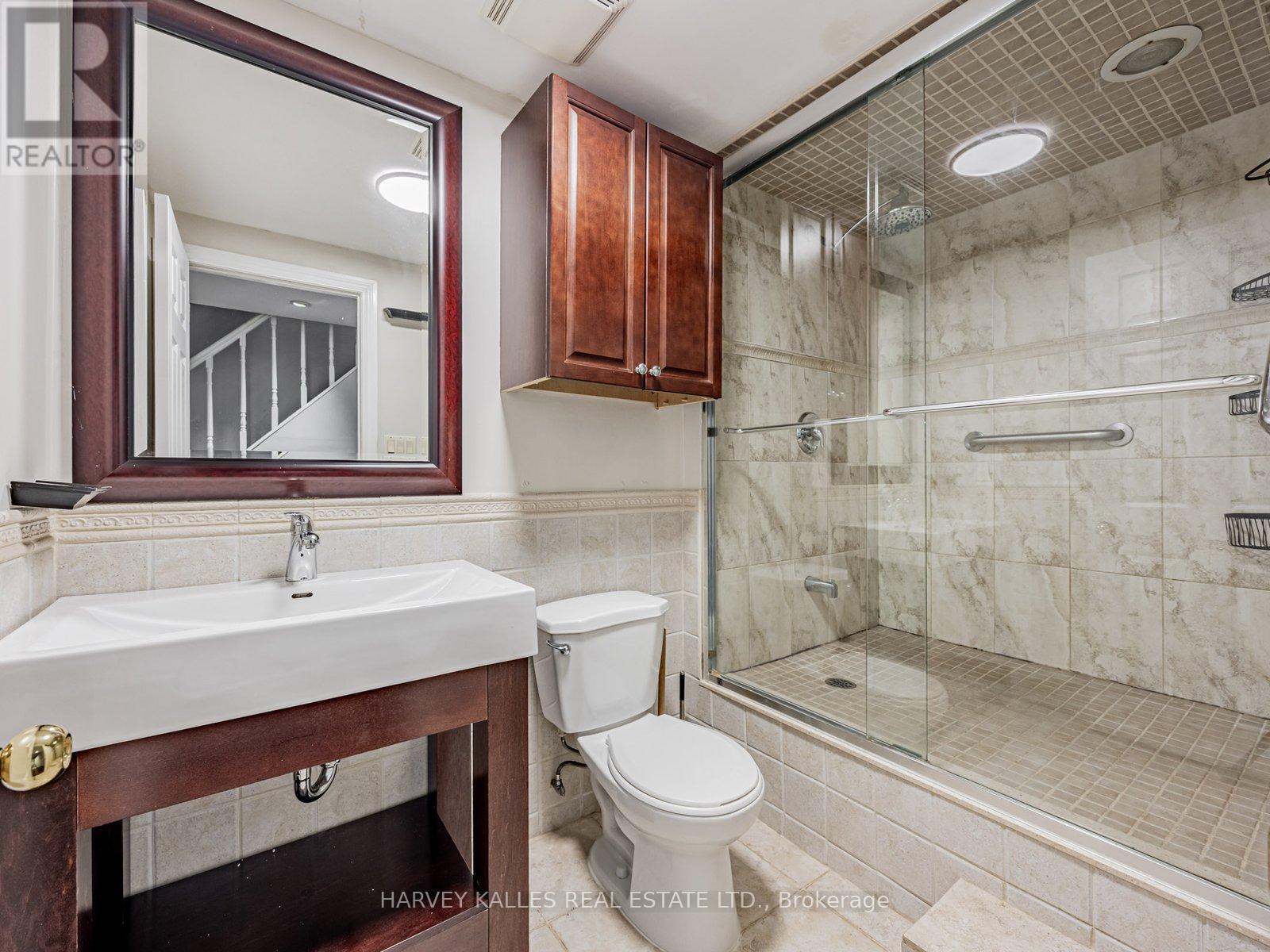 57 Kenwood Avenue, Toronto, Ontario  M6C 2S1 - Photo 14 - C12585742