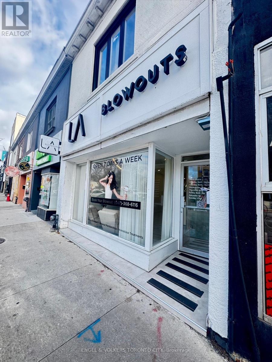 3449 YONGE STREET, Toronto, Ontario