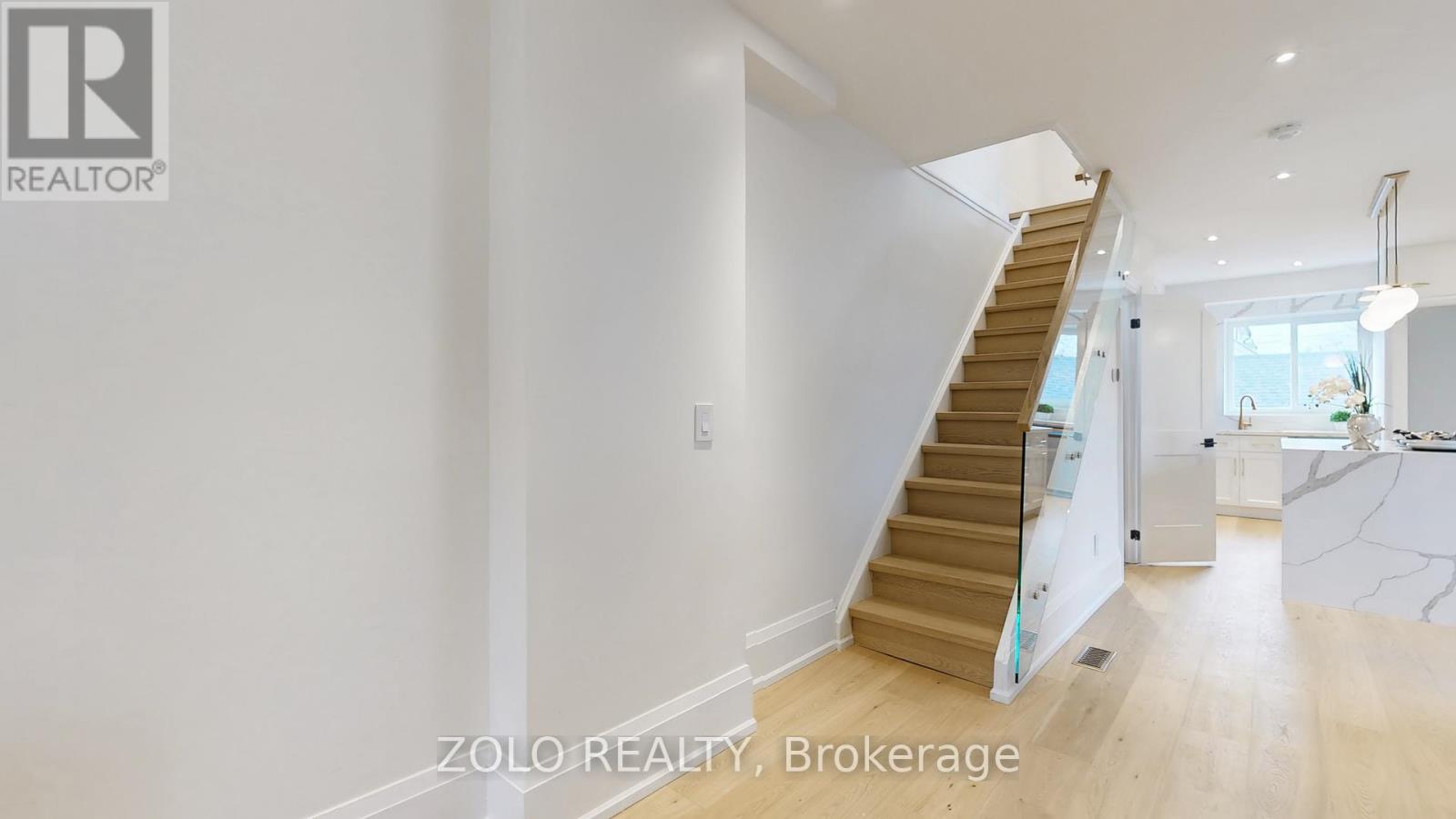 98 Woodmount Avenue, Toronto, Ontario  M4C 3Y2 - Photo 19 - E12585884