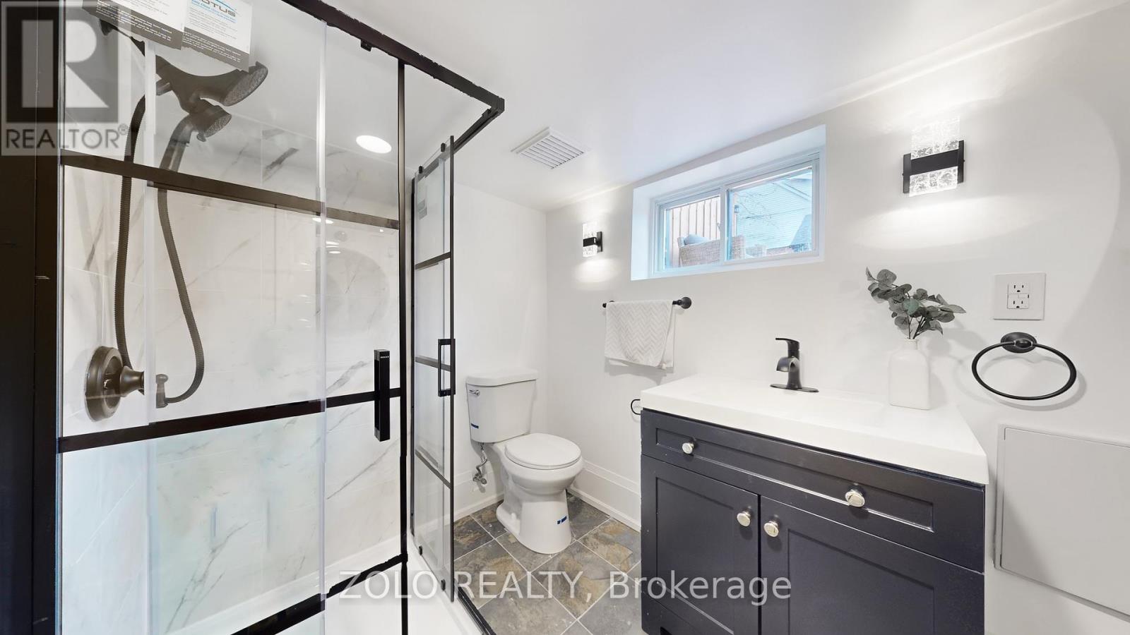 98 Woodmount Avenue, Toronto, Ontario  M4C 3Y2 - Photo 38 - E12585884