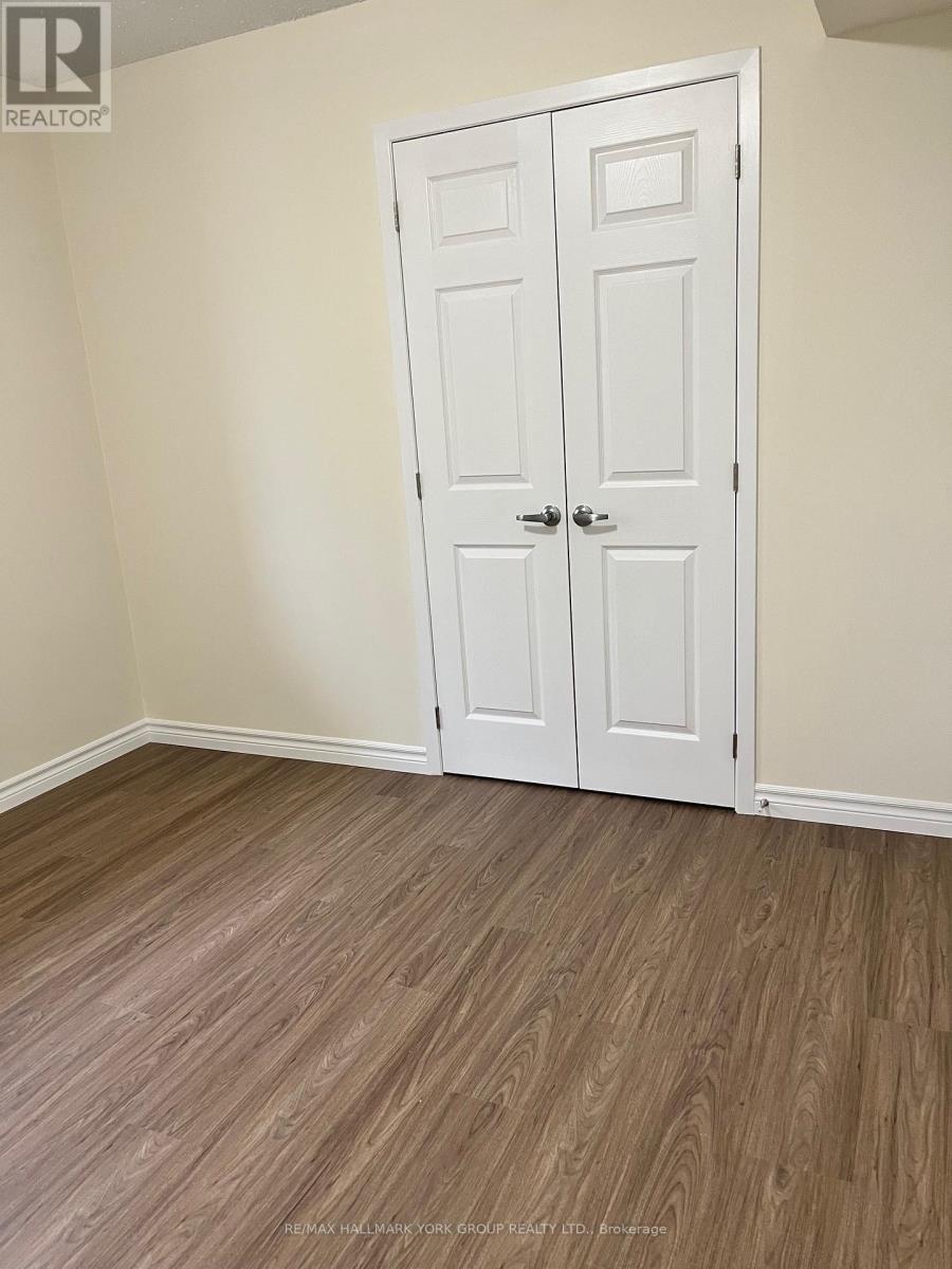 O12 - 131 Edgehill Drive, Barrie, Ontario  L4N 1L9 - Photo 6 - S12563942