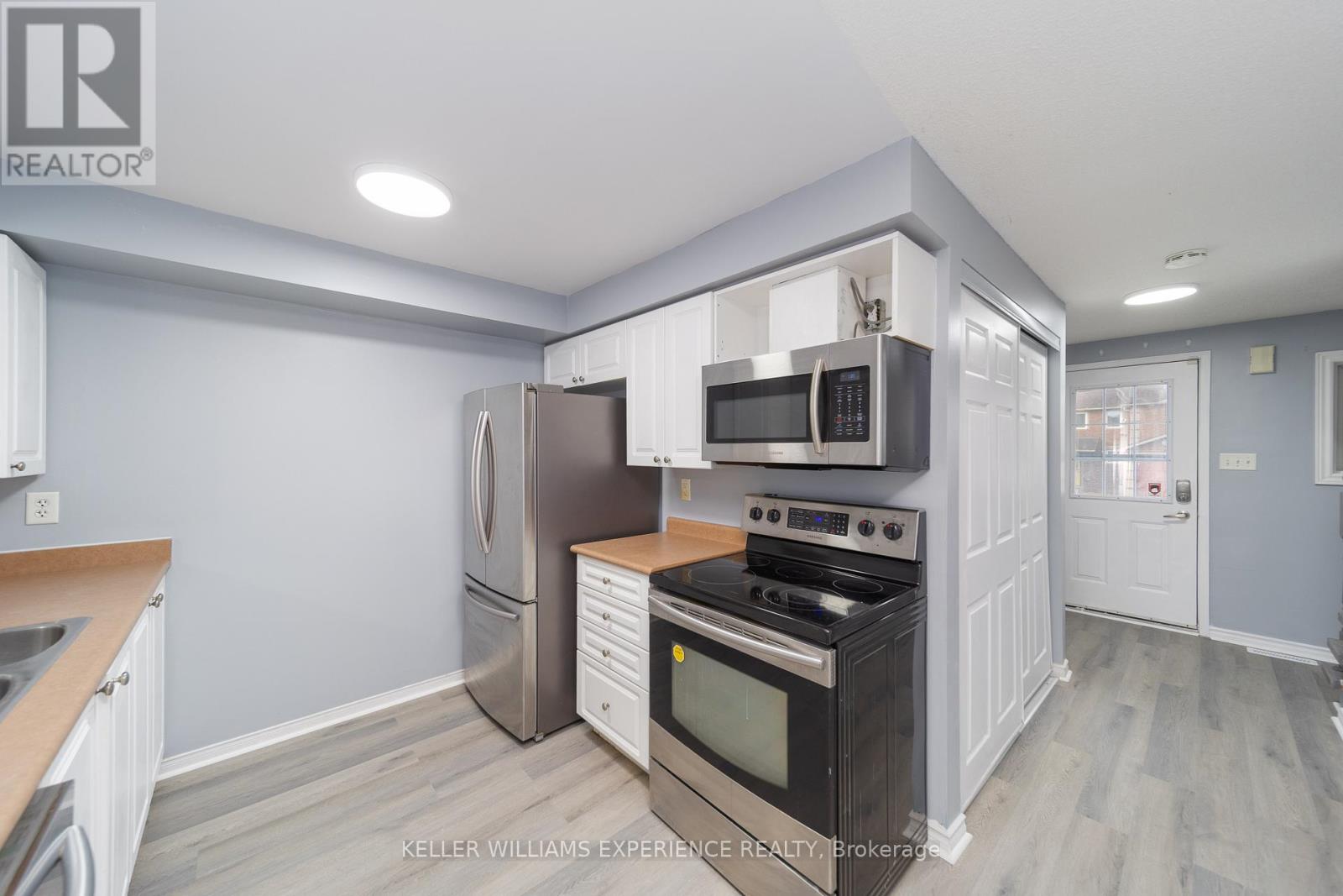 27 - 38 Kenwell Crescent, Barrie (Holly), Ontario  L4N 0Z6 - Photo 6 - S12585750