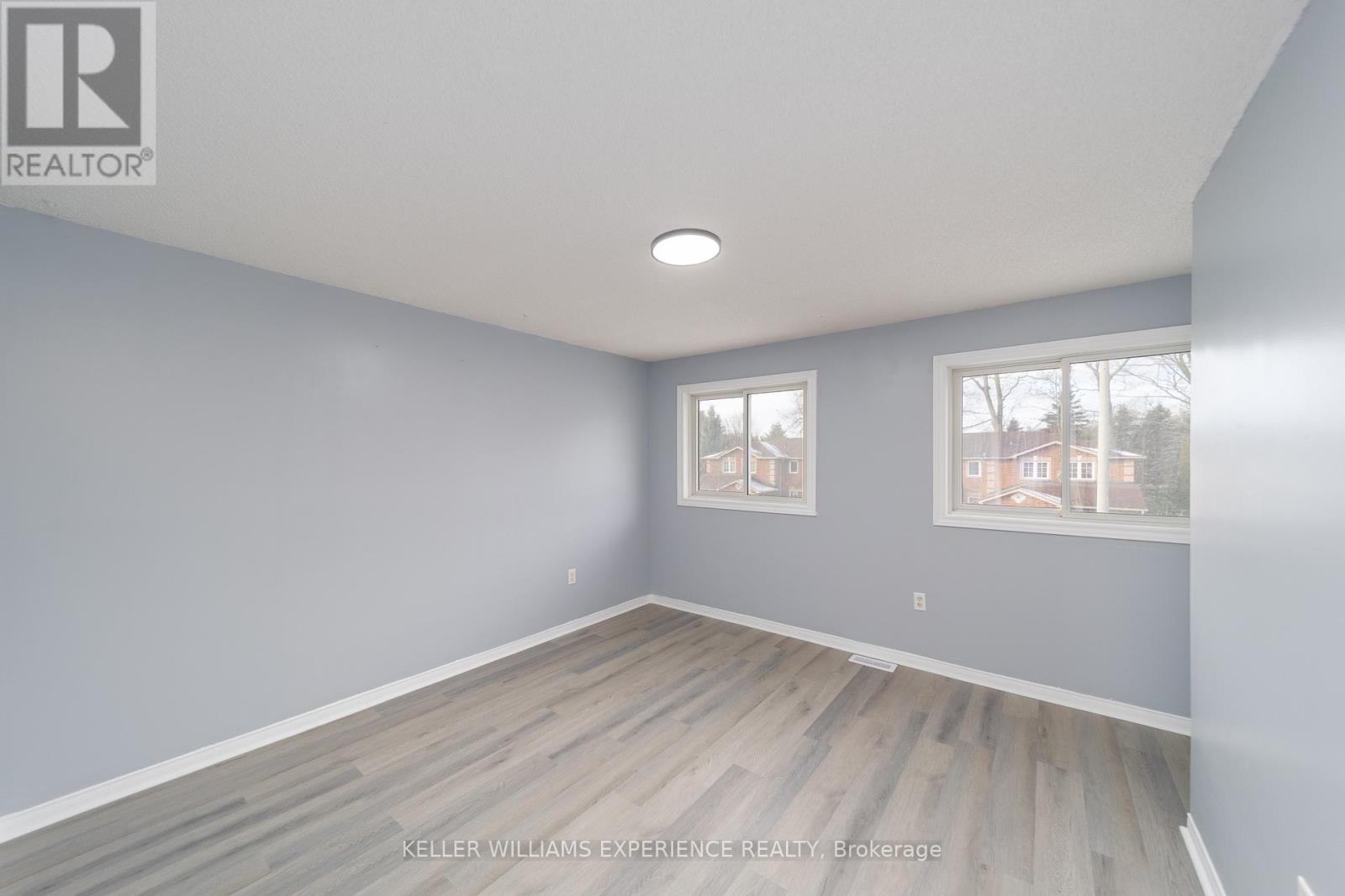 27 - 38 Kenwell Crescent, Barrie (Holly), Ontario  L4N 0Z6 - Photo 9 - S12585750